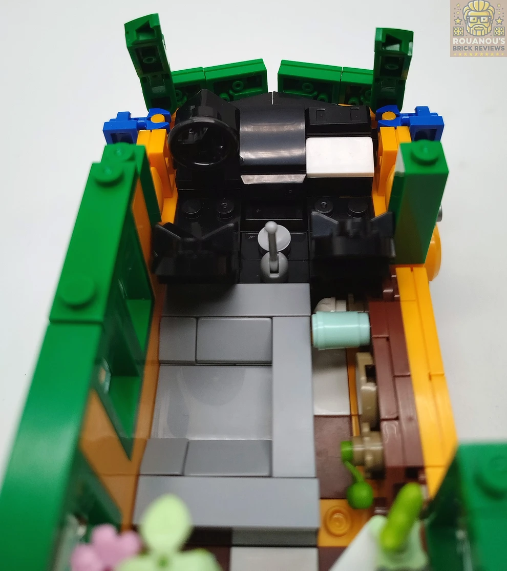 Rou's Brick Reviews